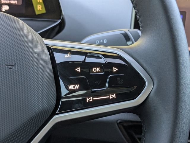 New 2025 Volkswagen ID.4 Pro image 31