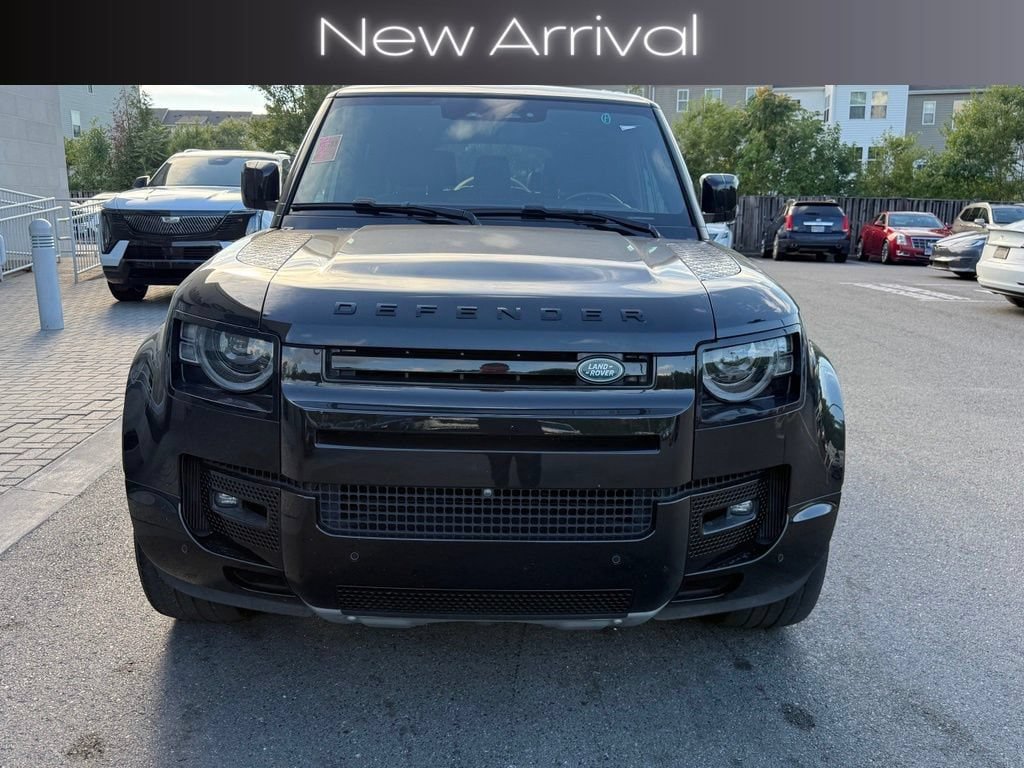 Used 2023 Land Rover Defender 130 X AWD/4WD image 3