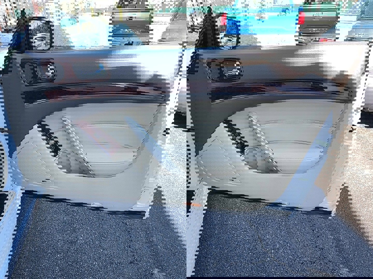 Used 2009 INFINITI G37 x Coupe w/ Premium Pkg image 22