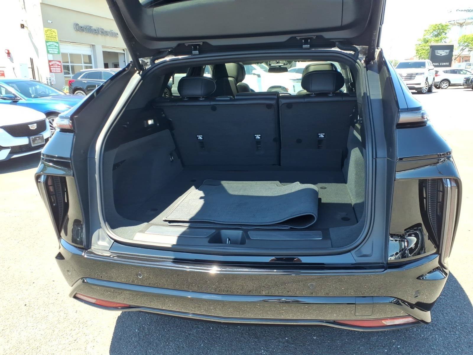 Certified 2024 Cadillac Lyriq Sport w/ LPO, Floor Liner Package AWD/4WD image 13