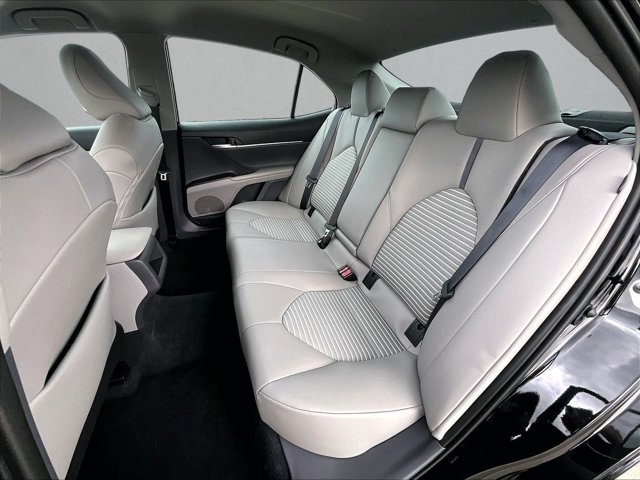 Used 2024 Toyota Camry SE w/ Convenience Package FWD image 28