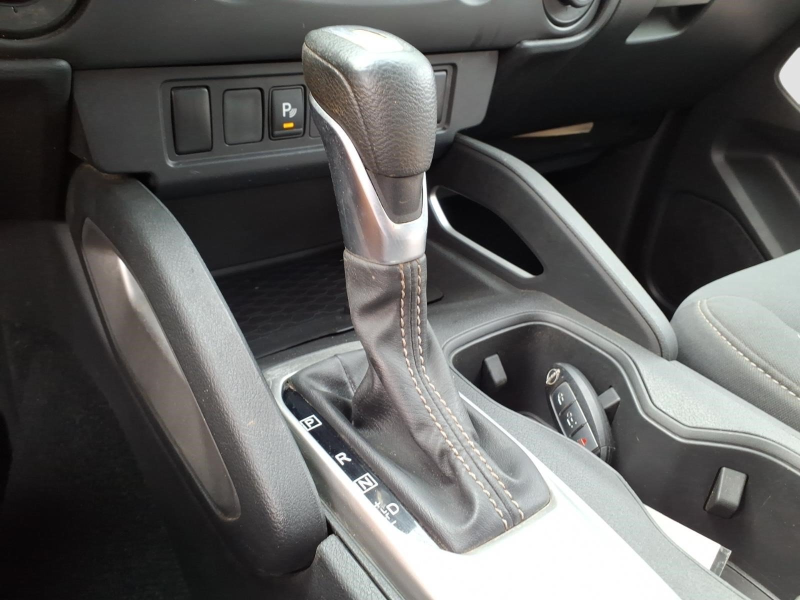 Used 2023 Nissan Frontier SV w/ Technology Package AWD/4WD image 22