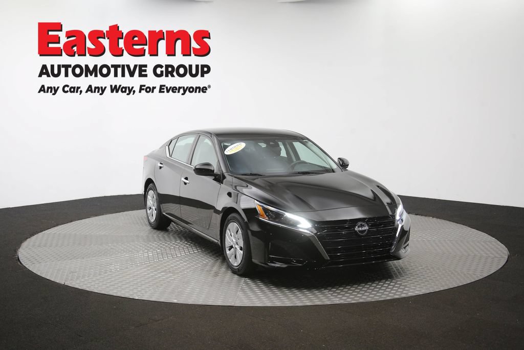 Used 2023 Nissan Altima 2.5 S FWD image 49