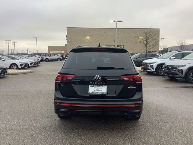 Used 2022 Volkswagen Tiguan SE R-Line image 6
