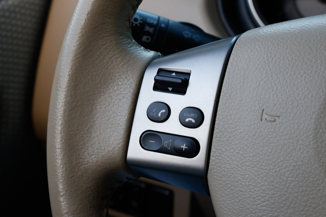 Used 2009 Nissan Versa 1.8 S w/ Convenience Pkg image 26