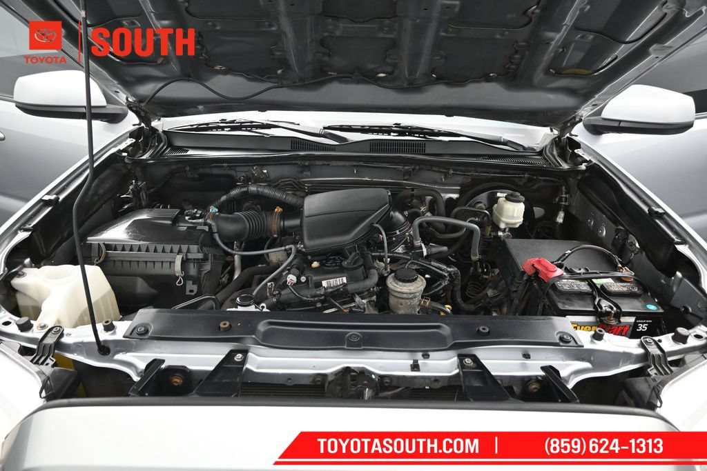 Used 2016 Toyota Tacoma SR5 AWD/4WD image 31