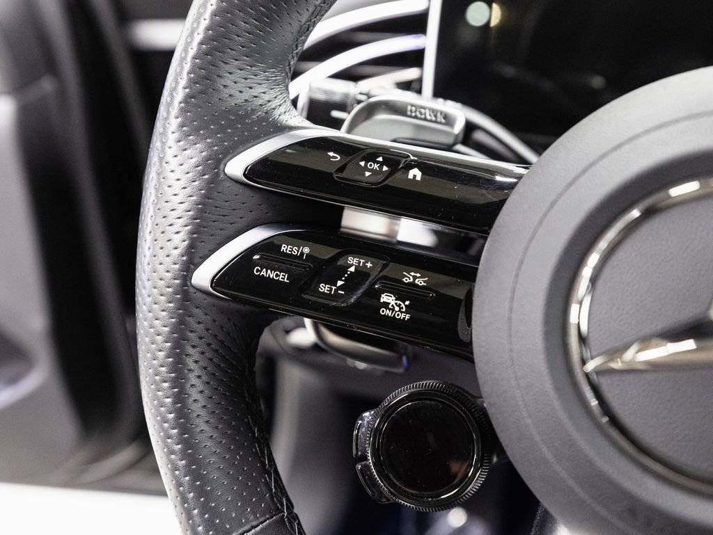 Used 2025 Mercedes-Benz E 53 AMG e 4MATIC Sedan image 11