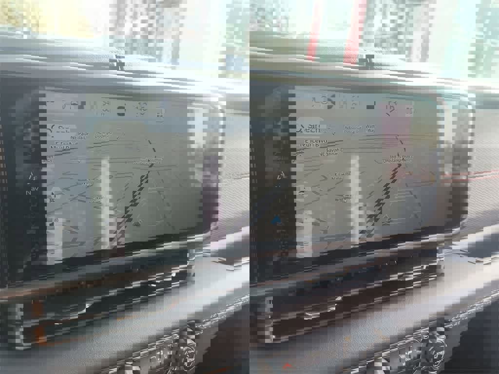 Used 2025 Jeep Gladiator Rubicon w/ Convenience Group image 18