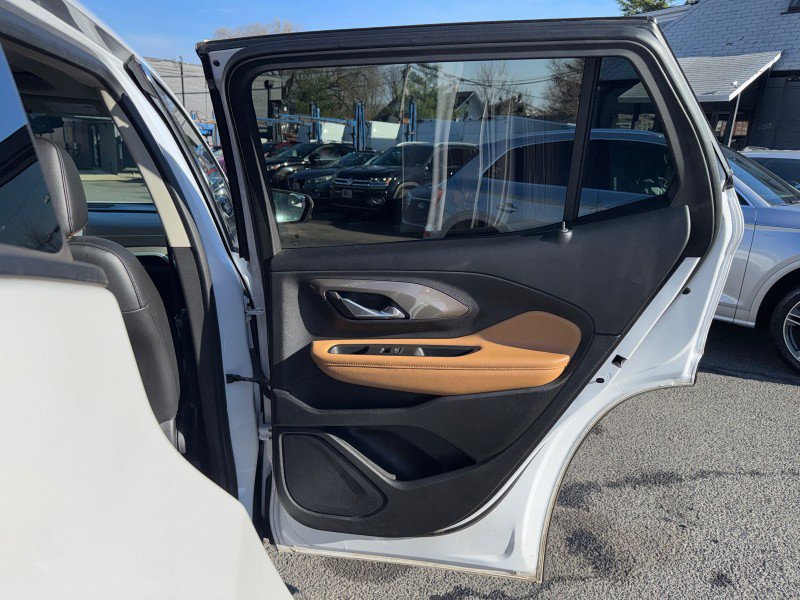 Used 2021 GMC Terrain SLT image 15