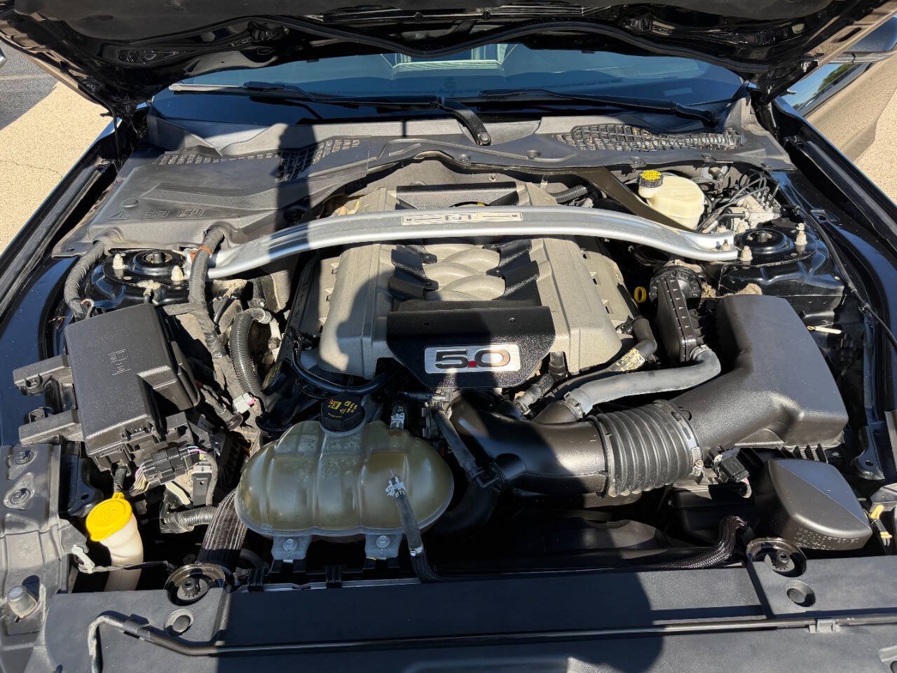 Used 2015 Ford Mustang GT Premium w/ Equipment Group 401A RWD image 17