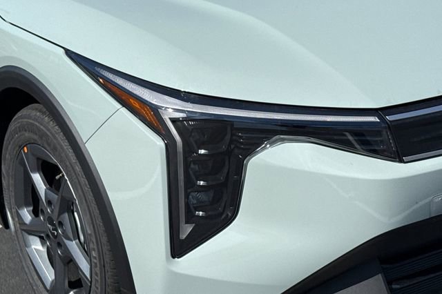 New 2026 Kia K4 LXS image 31