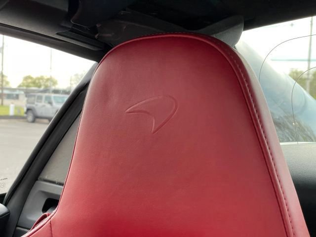 Used 2015 McLaren 650S Spider RWD image 24