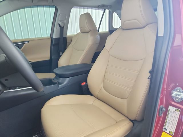 Used 2024 Toyota RAV4 Limited w/ Advanced Technology Package image 19