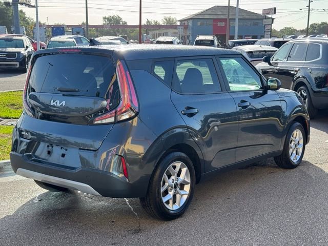 Certified 2023 Kia Soul LX w/ LX Technology Package image 3