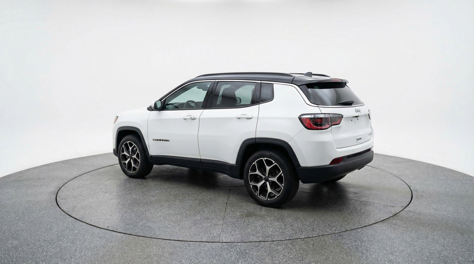 Used 2025 Jeep Compass Limited image 6