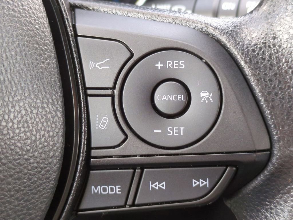 Used 2023 Toyota RAV4 AWD Hybrid image 24