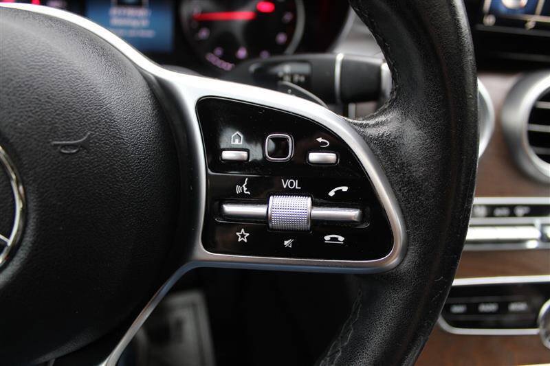 Used 2019 Mercedes-Benz C 300 4MATIC Sedan image 17