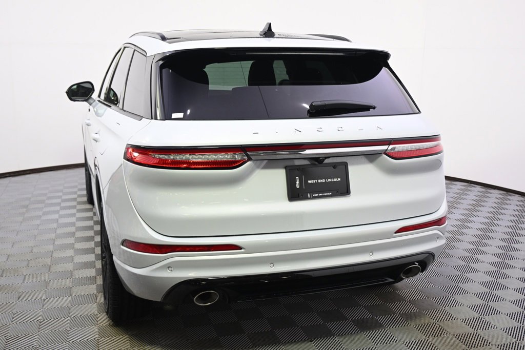 New 2026 Lincoln Corsair Premiere image 4