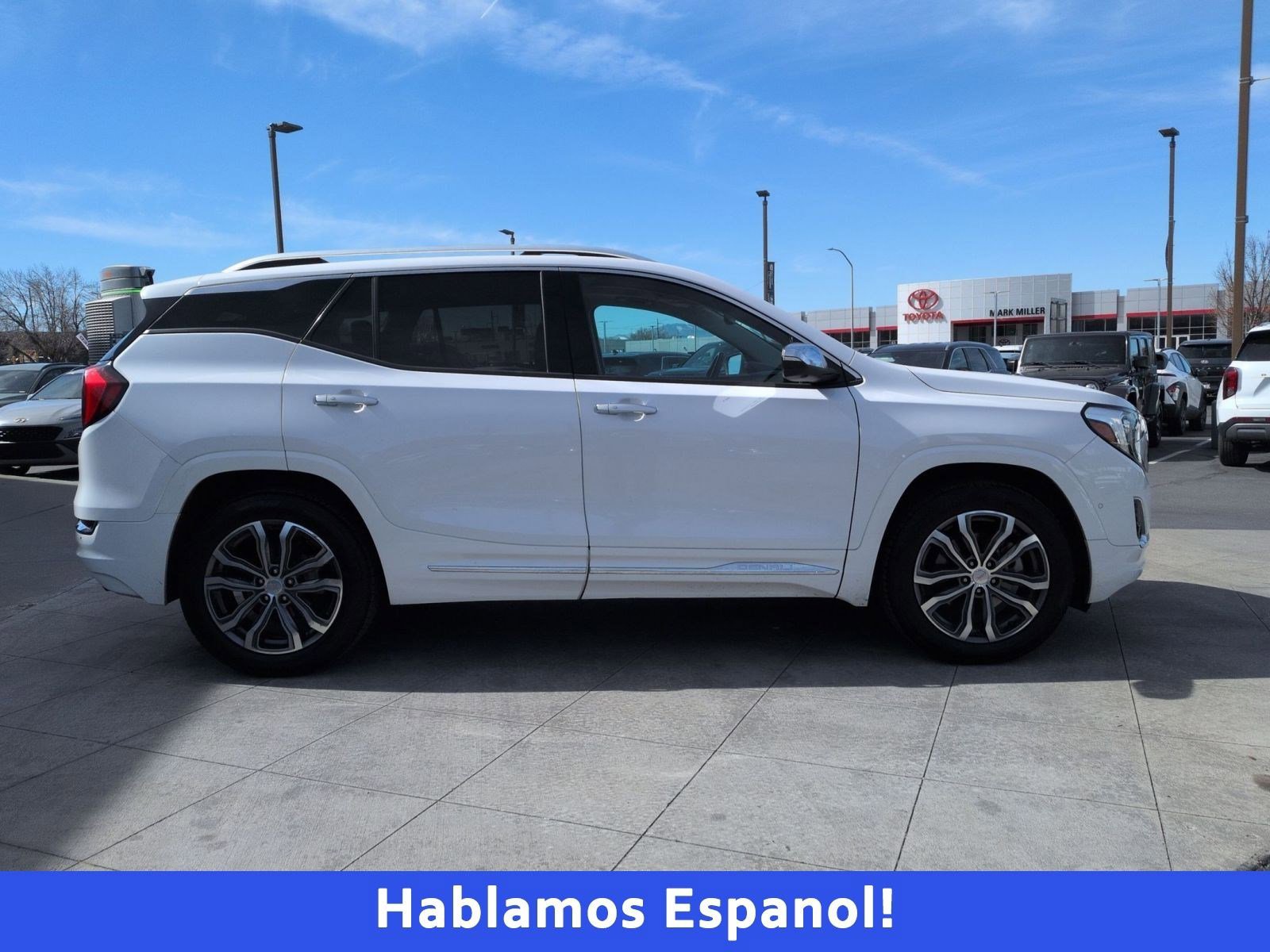 Used 2020 GMC Terrain Denali w/ Denali Premium Package image 2