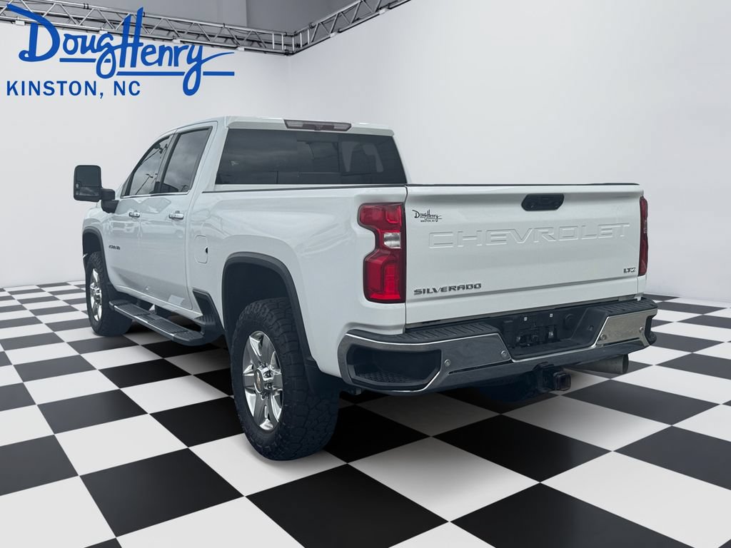 Used 2022 Chevrolet Silverado 2500 LTZ w/ LTZ Plus Package AWD/4WD image 3