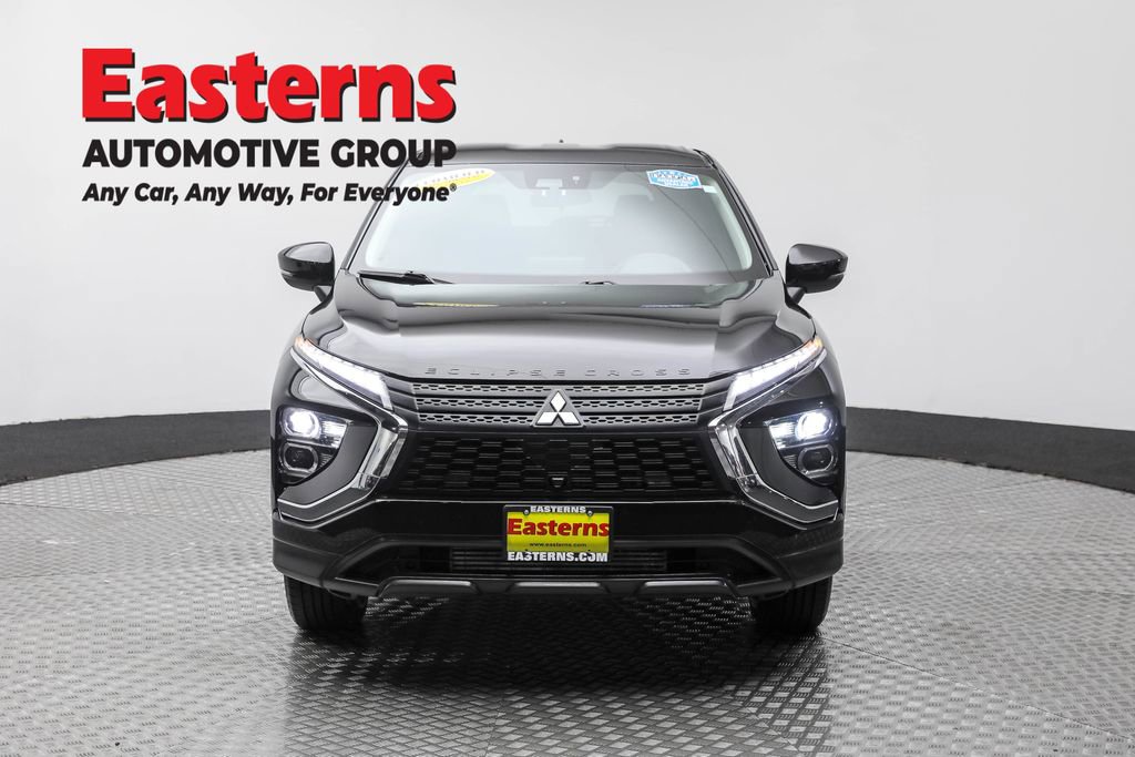 Used 2023 Mitsubishi Eclipse Cross LE image 2
