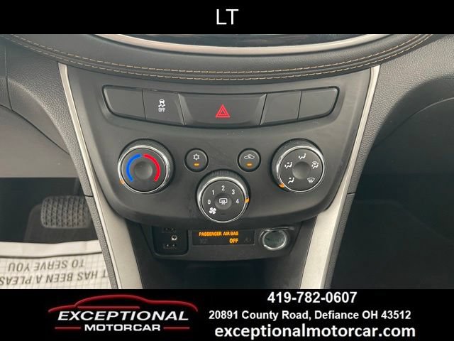 Used 2022 Chevrolet Trax LT w/ Driver Confidence Package AWD/4WD image 42