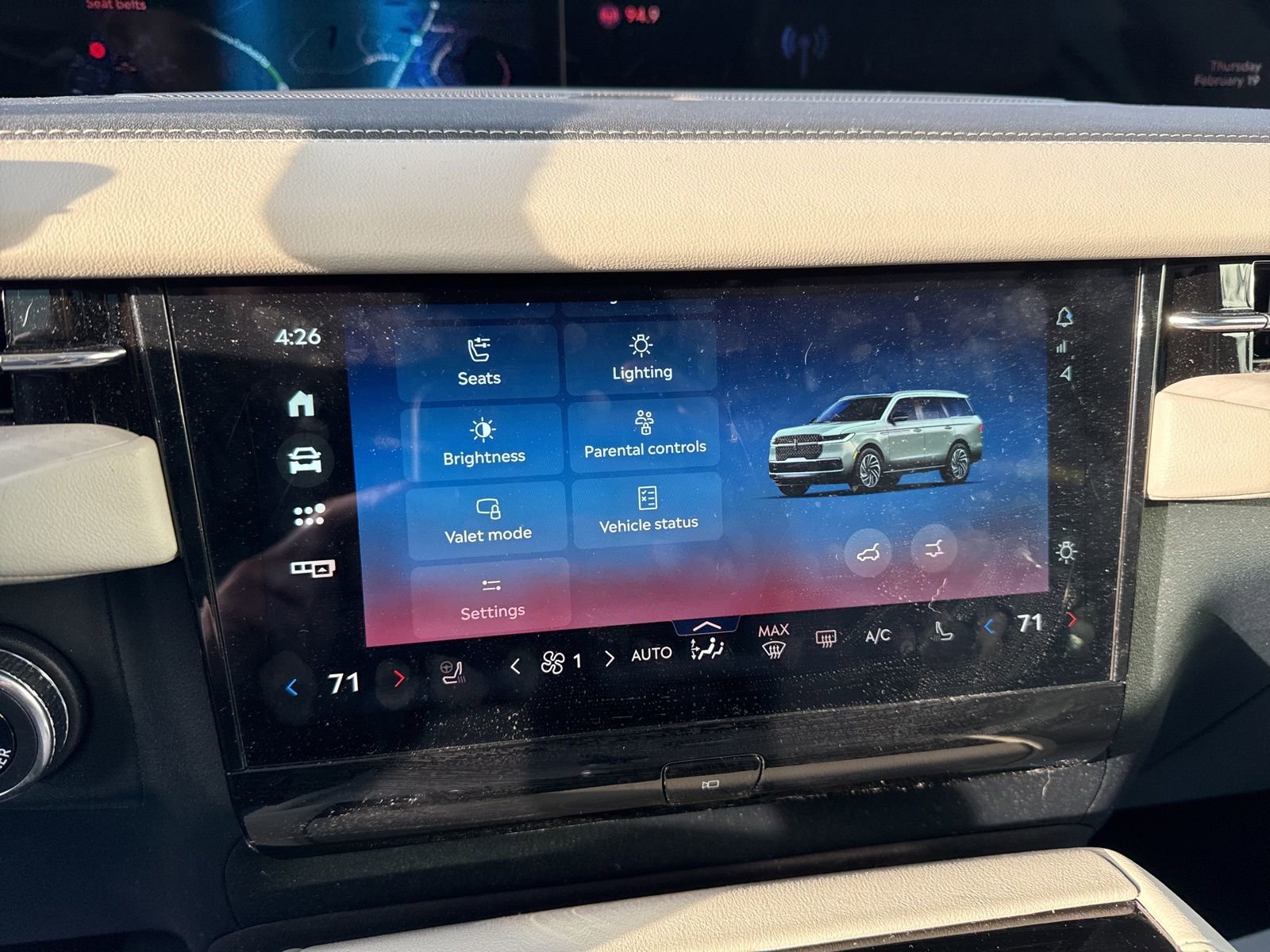 Used 2025 Lincoln Navigator L Reserve image 43