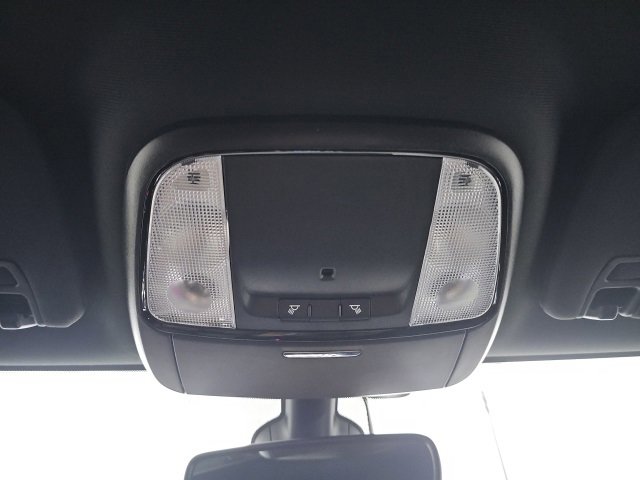 Used 2022 Dodge Durango SXT w/ Blacktop Package image 31