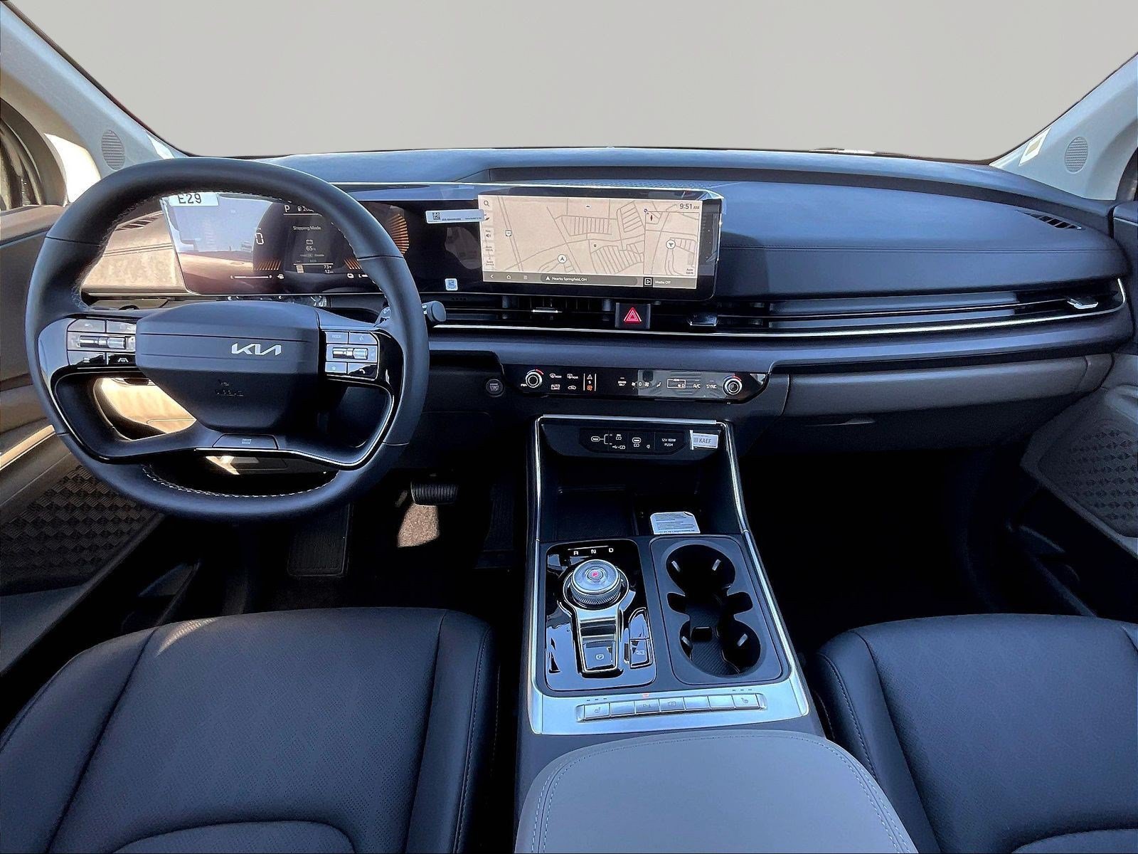 New 2027 Kia Carnival EX FWD image 10