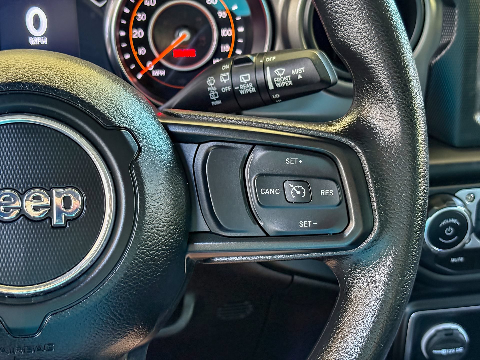 Used 2022 Jeep Wrangler Sport AWD/4WD image 19
