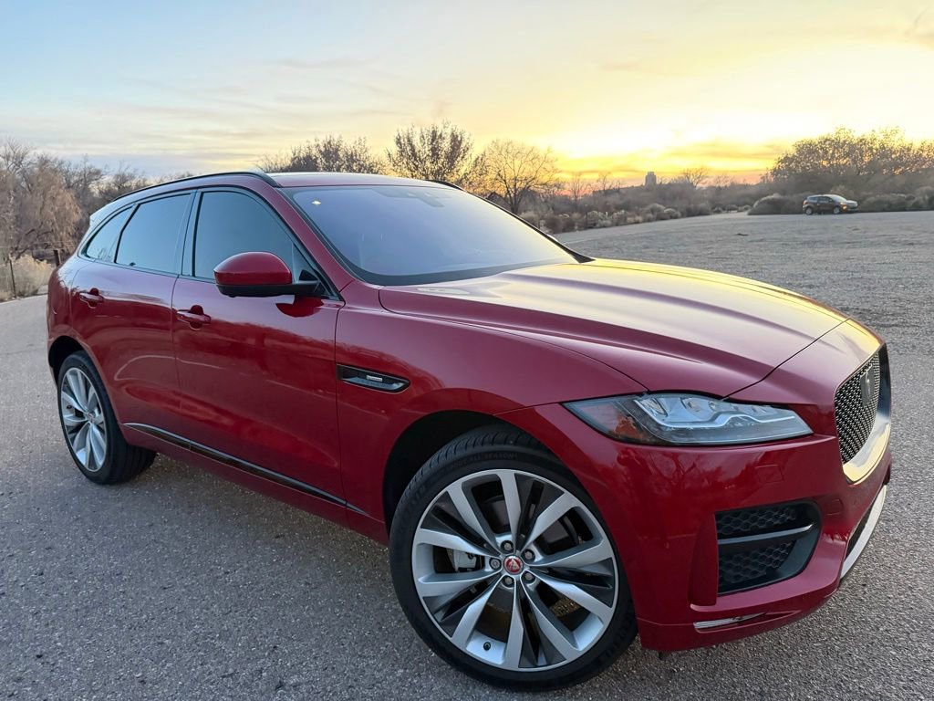 Used 2017 Jaguar F-PACE R-Sport AWD/4WD image 14