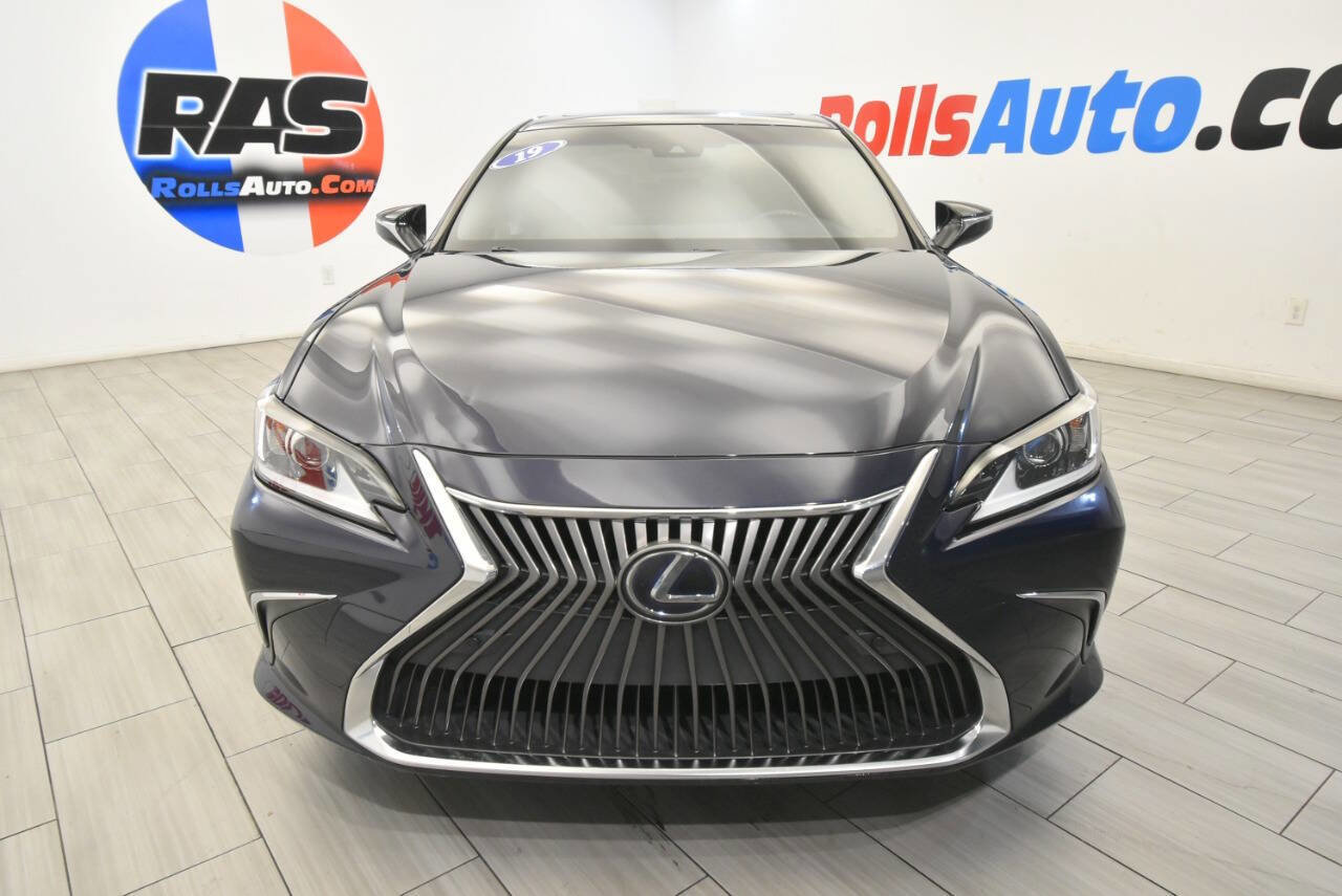 Used 2019 Lexus ES 300h w/ Premium Package image 8