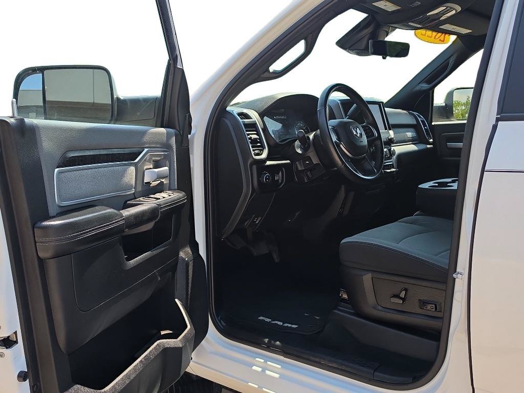 Used 2022 RAM 3500 Big Horn w/ Level C Equiment Group AWD/4WD image 13