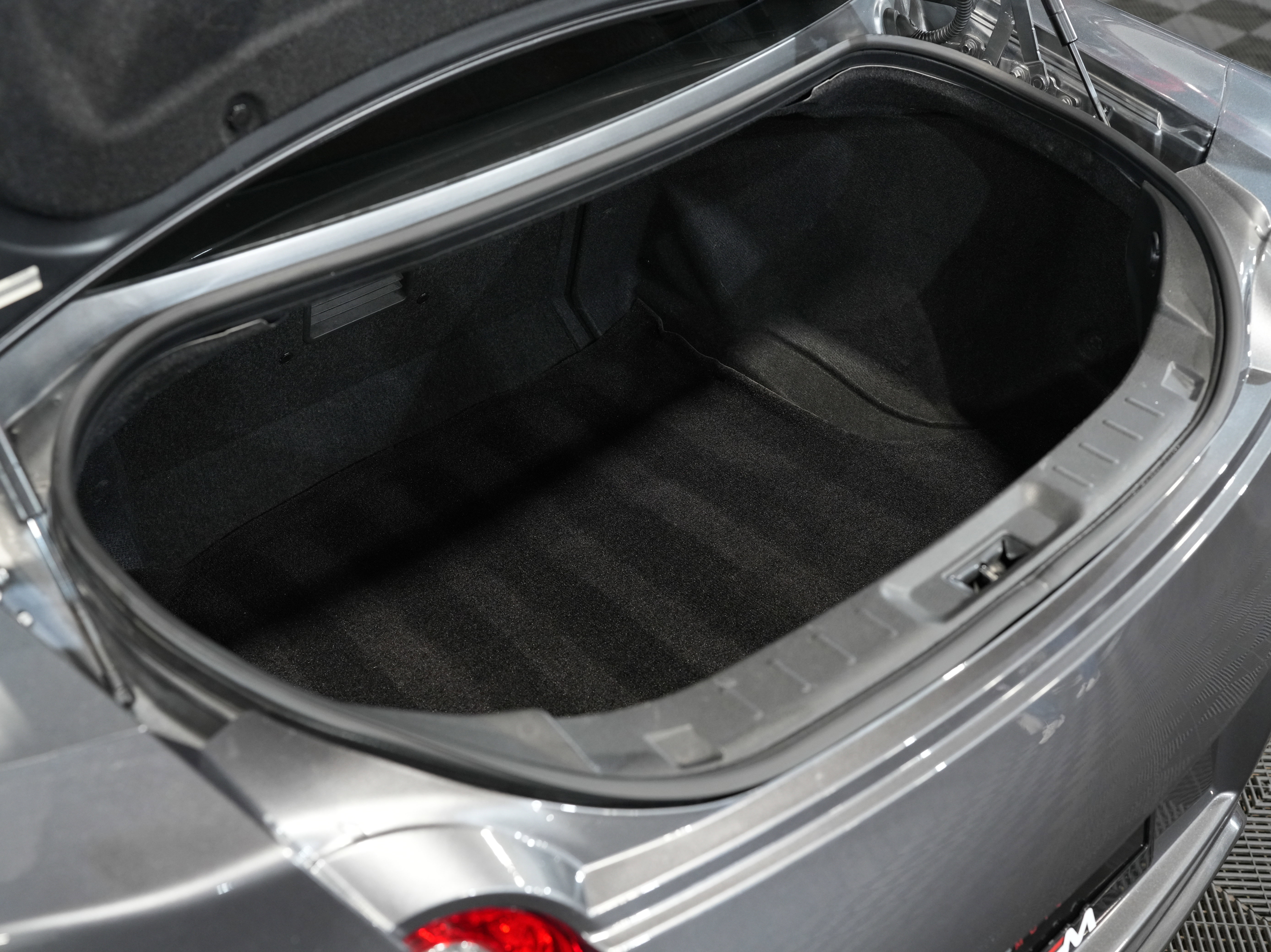 Used 2009 Nissan GT-R Premium image 49