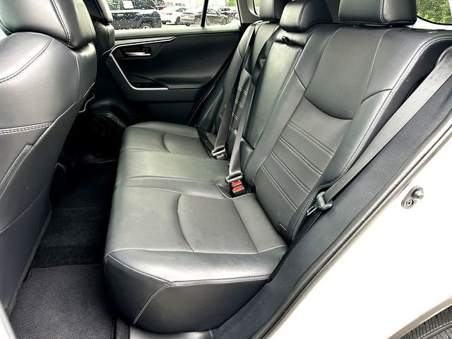 Used 2019 Toyota RAV4 Limited w/ Cold Weather Package FWD image 19