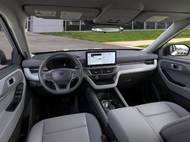Used 2026 Ford Explorer Active w/ Active Comfort Package AWD/4WD image 9