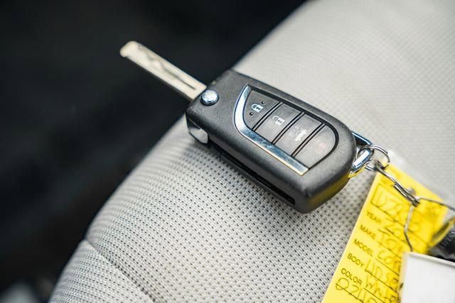 Used 2022 Toyota Corolla LE image 33