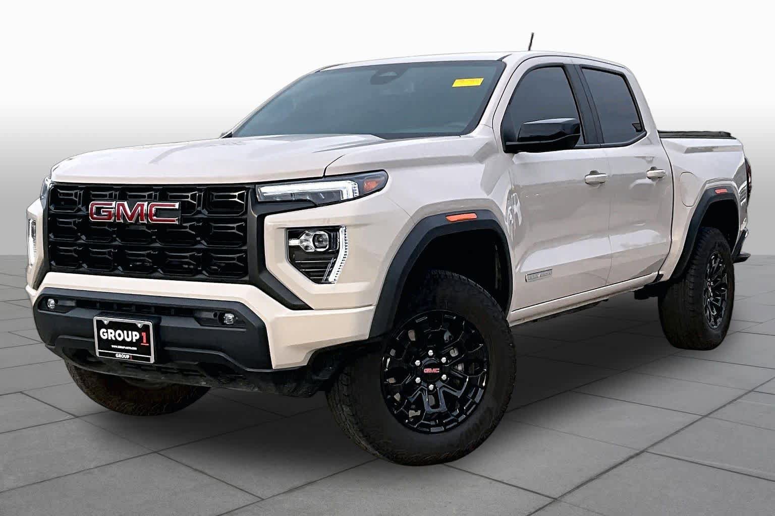 Certified 2026 GMC Canyon Elevation w/ Convenience Package RWD image 2