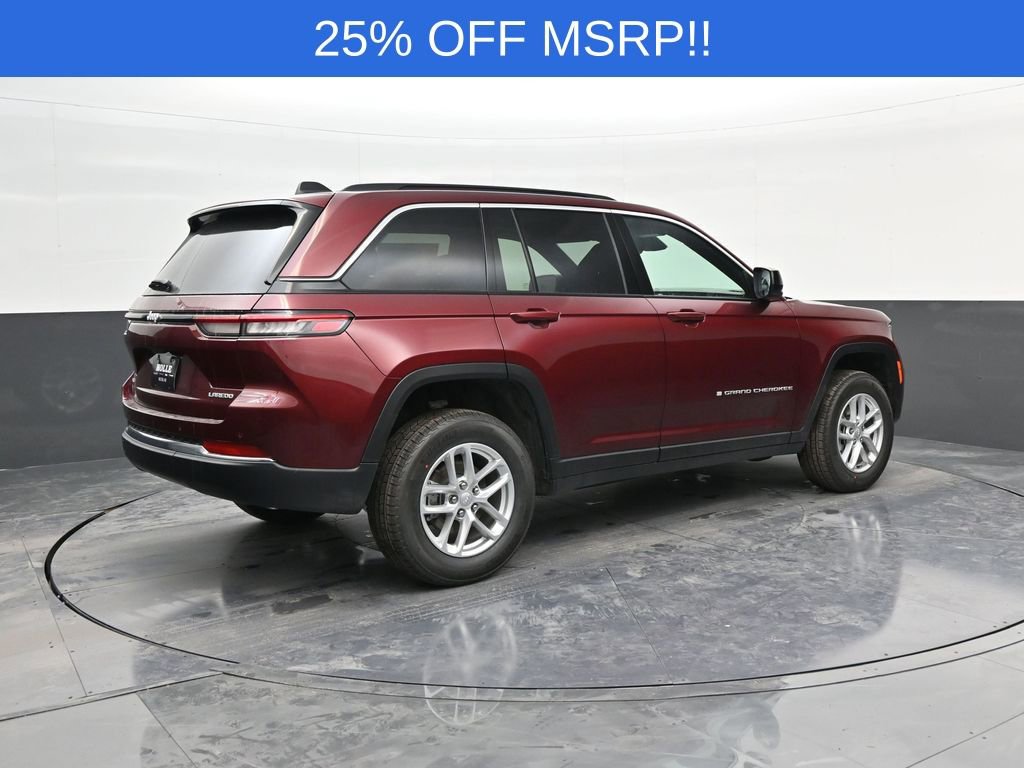 New 2025 Jeep Grand Cherokee Laredo X w/ Luxury Tech Group I AWD/4WD image 6