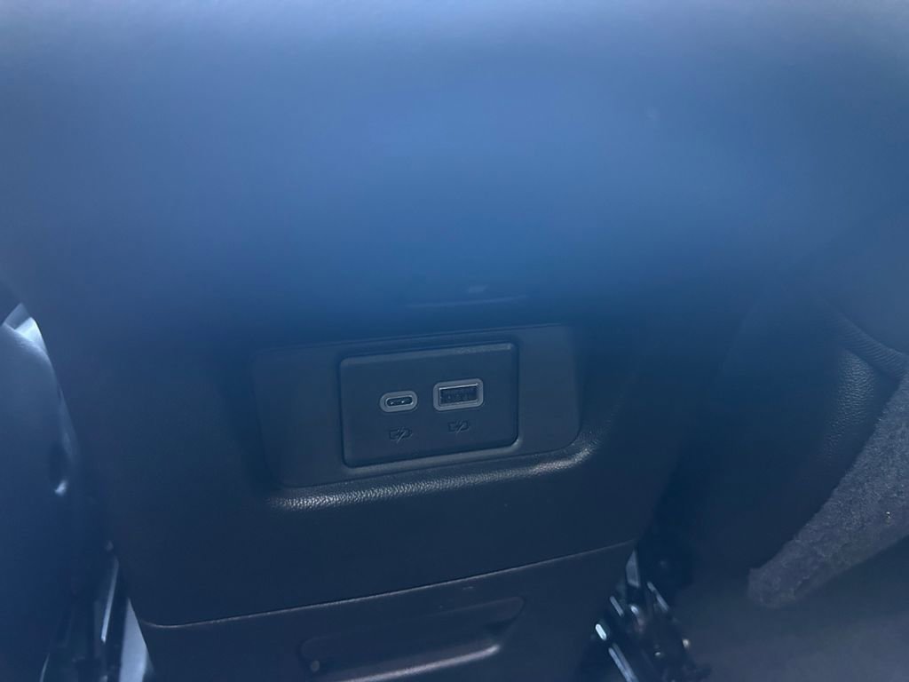 Used 2024 Cadillac XT6 Premium Luxury image 37