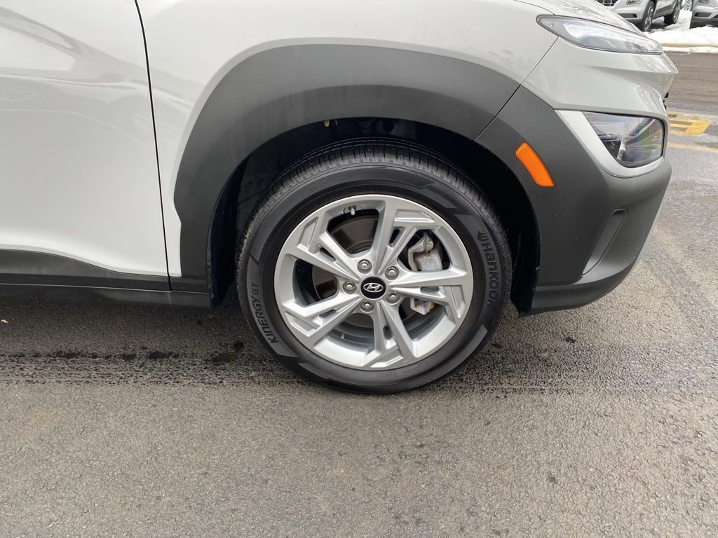 Certified 2023 Hyundai Kona SEL image 9