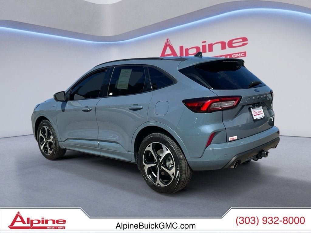 Used 2023 Ford Escape ST-Line Select w/ Tech Pack #2 image 3