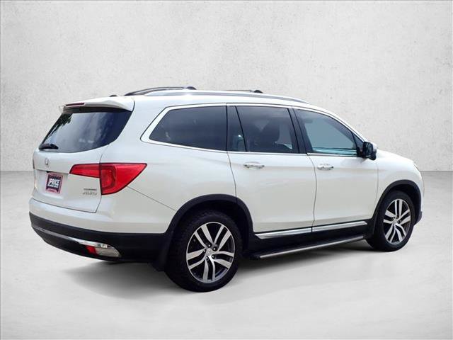 Used 2016 Honda Pilot Touring image 4