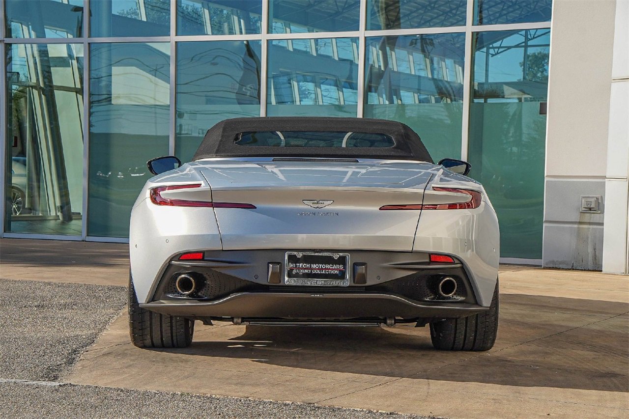 Used 2020 Aston Martin DB11 Volante image 7