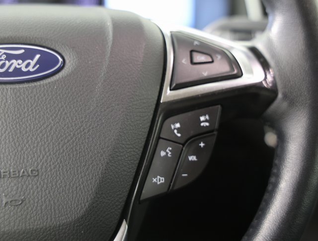 Used 2024 Ford Edge Titanium image 7