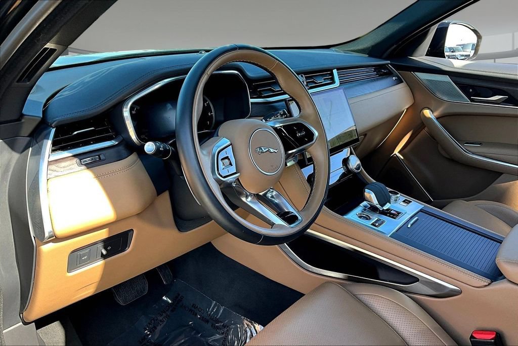 Used 2023 Jaguar F-PACE S AWD/4WD image 15
