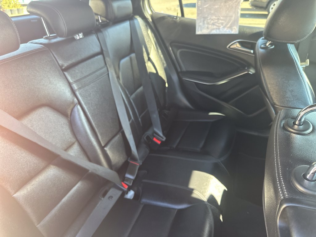 Used 2016 Mercedes-Benz GLA 250 4MATIC image 23