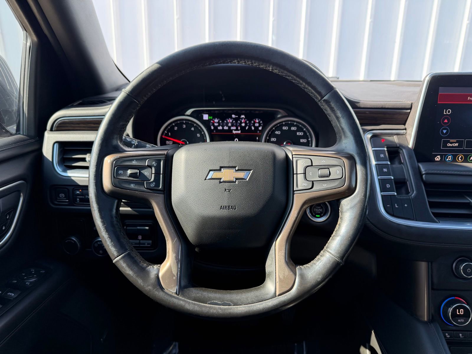 Used 2021 Chevrolet Tahoe High Country w/ Premium Package RWD image 13