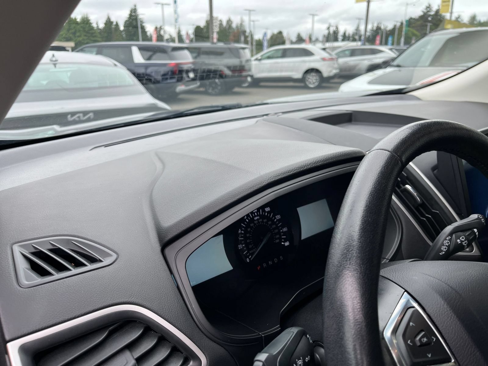 Used 2024 Ford Edge SEL AWD/4WD image 35