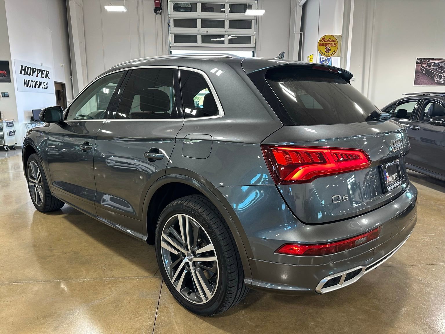 Used 2020 Audi Q5 e Premium Plus w/ Premium Plus Package image 6